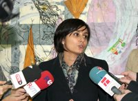 Rodríguez dice que Cospedal "no sufriría tantos olvidos en su declaración de bienes si estuviera más pendiente de C-LM"