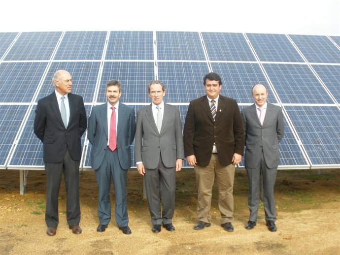 Np ELECNOR INAUGURA EL PARQUE SOLAR FOTOVOLTAICO DE VALDECABALLEROS.