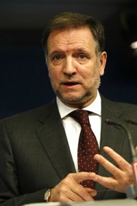 PSOE exige a Rajoy que desautorice a los que cuestionan a jueces y policías 