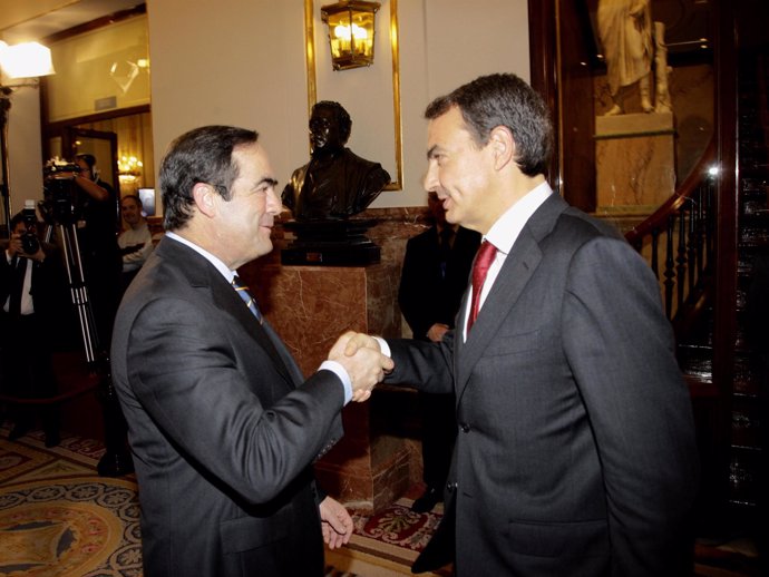 José Bono y Rodríguez Zapatero en el Congreso