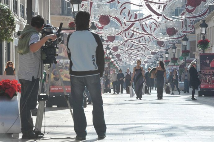 El Ayuntamiento Informa: CALLE LARIOS ACOGE EL RODAJE DE ANTENA 3 LA REINA DEL S