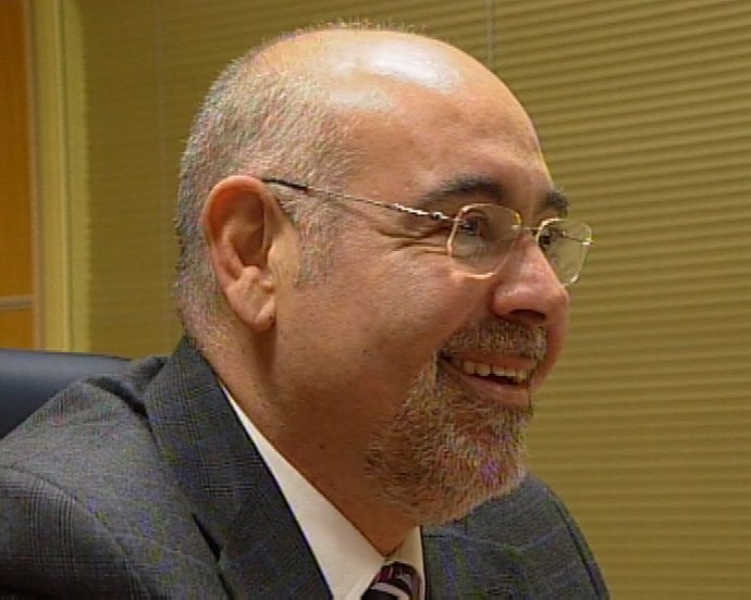 Pastor sobre la eliminación de las ayudas a los parados