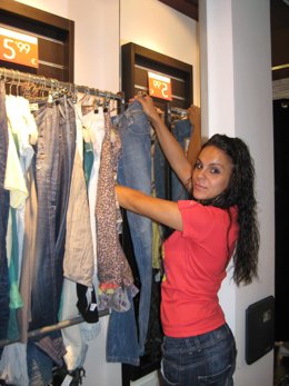 Trabajadora Gitana Del Programa Acceder