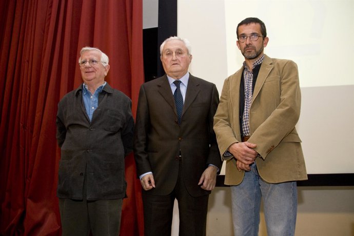 Los premiados con la Ploma d'Or por la UAB