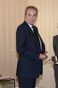 El juez archiva la causa de los médicos imputados por la atención a Neira