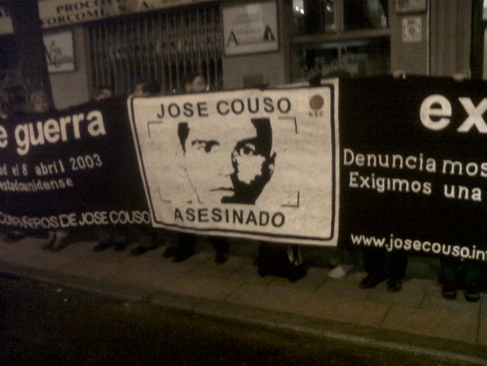 Concentración frente la sede de Ferraz