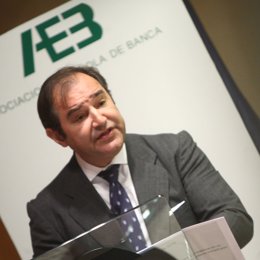 secretario general de la AEB, Pedro Pablo Villasante