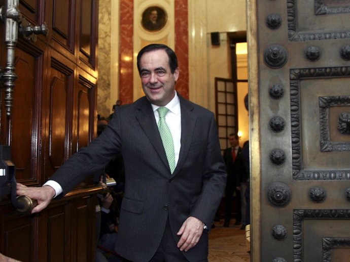 José Bono, abriendo las puertas del Congreso