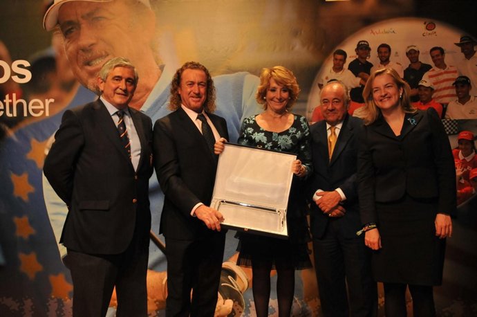 Jiménez, premiado en la Gala del Golf 2010