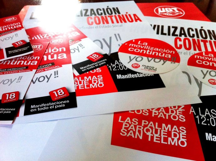 Carteles de la manifestación del 18 de diciembre contra los recortes sociales