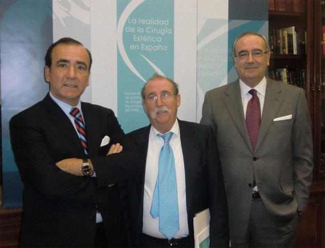 Francisco Menéndez-Graiño, Ezequiel Rodríguez y  Antonio Porcuna (de izq a drcha