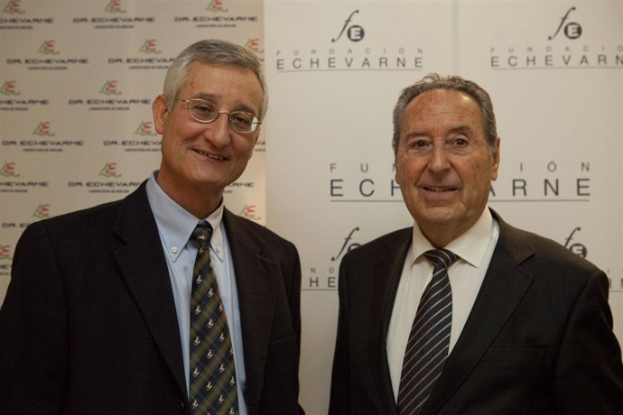 PREMIO NACIONAL DE ONCOLOGÍA FUNDACIÓN ECHEVARNE/ DR. EUGENIO SANTOS (Director D