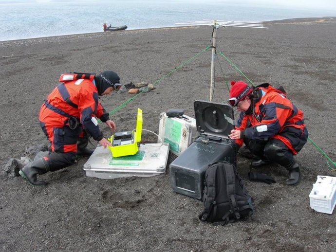 Investigadores andaluces en la Antártida