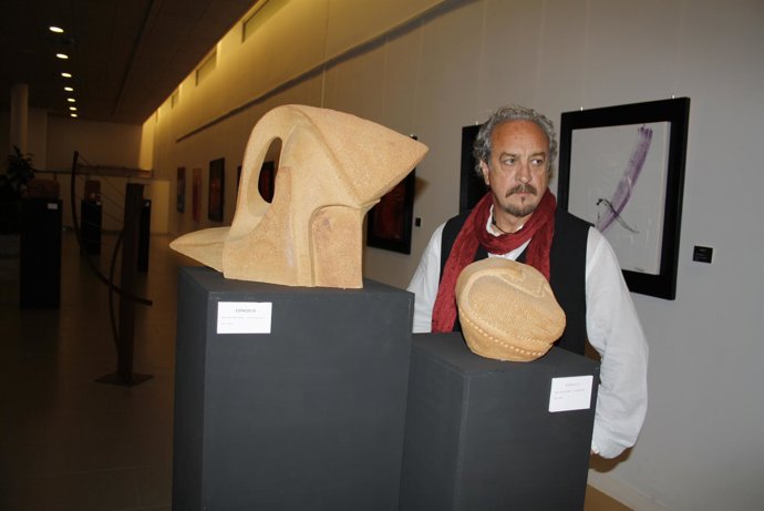 Se Adjunta Nota De Prensa Y Fotos. LA DIPUTACIÓN ACOGE UNA EXPOSICIÓN DE PINTURA