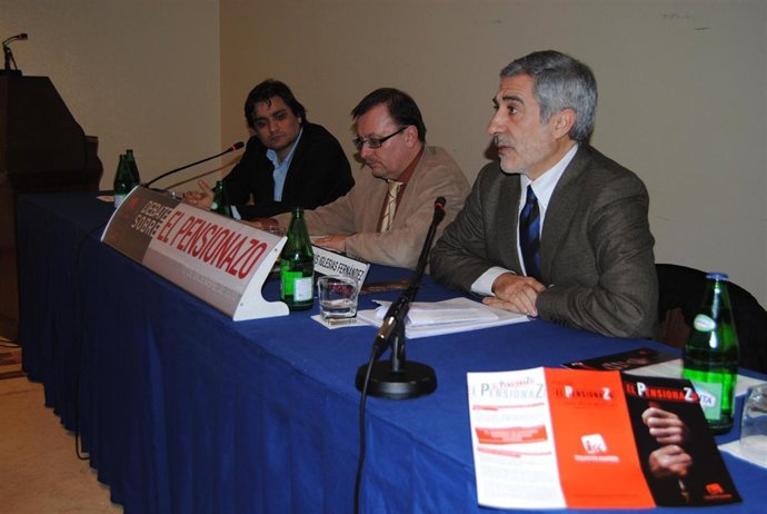 El diputado de IU, Gaspar Llamazares