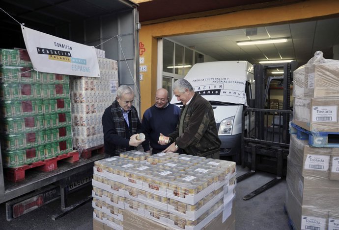 La Fundación Polaris World entrega más de 3.500 kilos de alimentos a Cáritas
