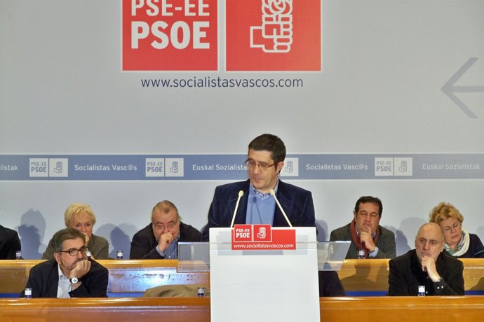 El lehendakari en el Comité Nacional del PSE