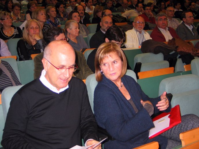 El líder de UDC, Josep Antoni Duran con N. Gispert