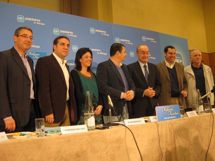 Sanz clausuró la junta directiva del PP de Málaga