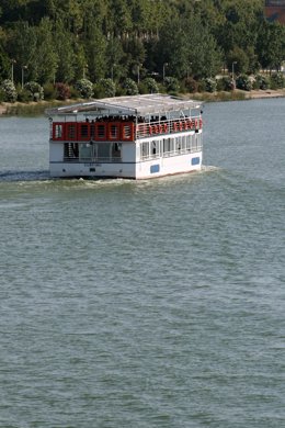 Crucero turístico por el río Guadalquivir