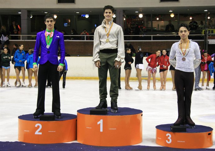Javier Raya, campeón de España patinaje sobre hielo