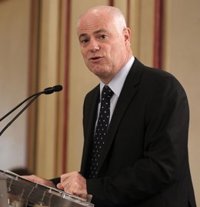 Campa: el déficit sólo se desviaría 0,25 puntos porcentuales en 2011