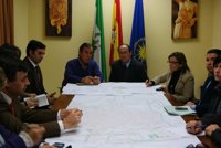 Junta niega retrasos en el encauzamiento de La Argamasilla y despliega medios en Écija