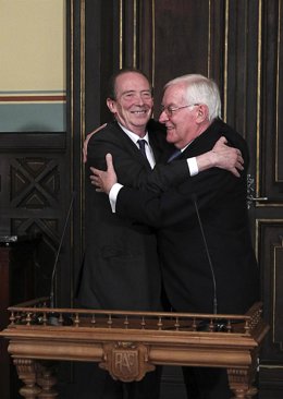 José Manuel Blecua y Víctor García de la Concha (RAE).