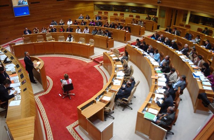 Pleno del Parlamento de Galicia (A Coruña)