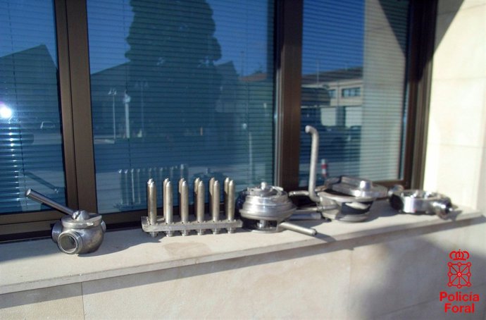 Piezas de acero valoradas en 6.000 euros.