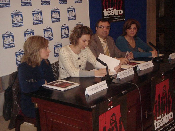 AUPEX. Se Clausuran Los Talleres De Vive El Teatro 2010