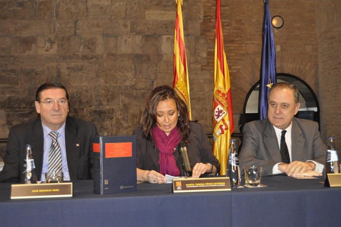 Presentación del libro en las Cortes