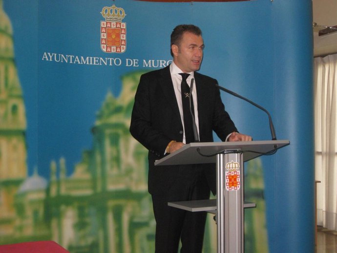 Imagen del concejal de deportes, Miguel Cascales