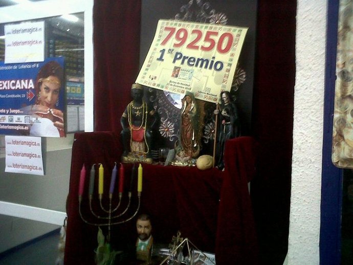 El primer premio, vendido en la administración de la 'medium' de  Alcorcón