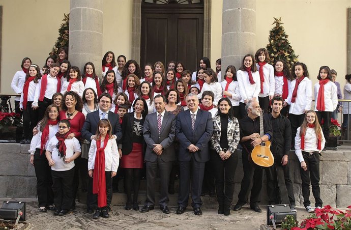 La Navidad Llega Al Parlamento De La Mano De La Escuela Insular De Música De La 