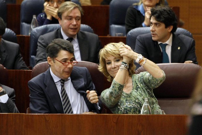 Fotografías De La Presidenta De La Comunidad De Madrid, Esperanza Aguirre, En La