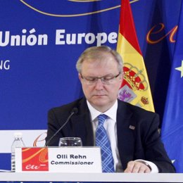 El Comisario De Asuntos Económicos Y Monetarios, Olli Rehn