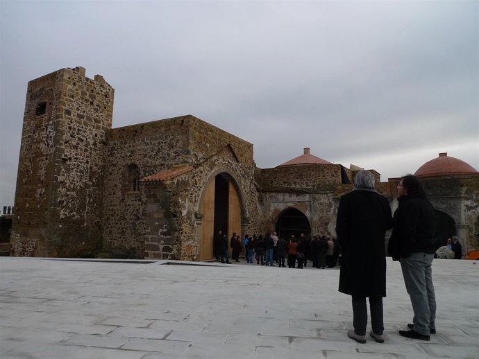Iglesia de San Juan Bautista en Burguillos del Cerro