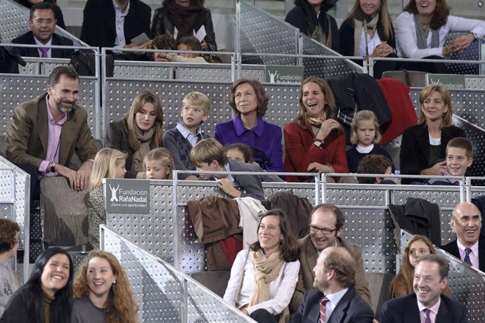 La Familia Real en el Partido benéfico