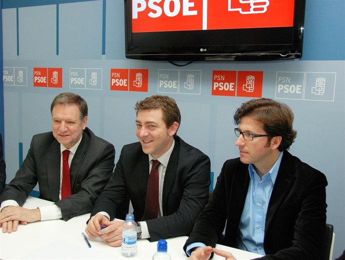 El secretario de Organización del PSOE; Marcelino Iglesias; el candidato a la Pr