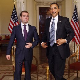 Presidente Barack Obama y su homólogo ruso Dimitri Medvedev