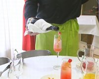 Las reservas de cenas de Nochevieja descienden un 15% con respecto a 2009, según Hostemur