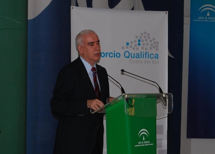 Luciano Alonso en rueda de prensa en Málaga