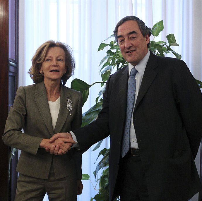 Joan Rosell con Elena Salgado