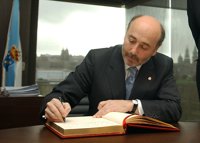 El alcalde de A Coruña confirma que Barcón irá en la lista de las municipales pero no concreta en qué puesto