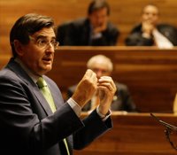 Sánchez dice que a Areces "le importa un bledo" lo que pase en Asturias después de mayo