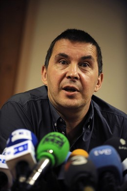  Arnaldo Otegi