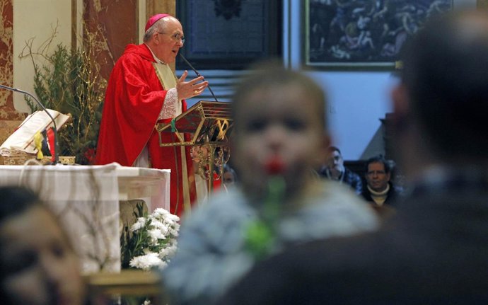 Monseñor Osoro en la eucaristía por la vida naciente de Pro Vida.