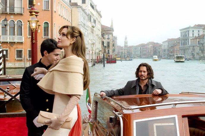 Angelina Jolie y Johnny Depp en The Tourist