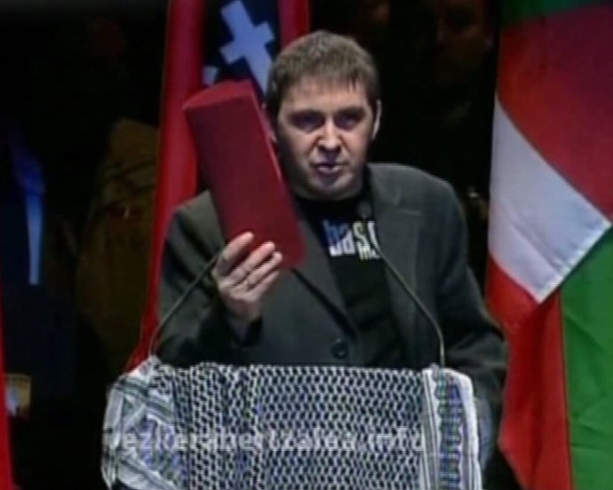 Reacciones a las declaraciones de Otegi